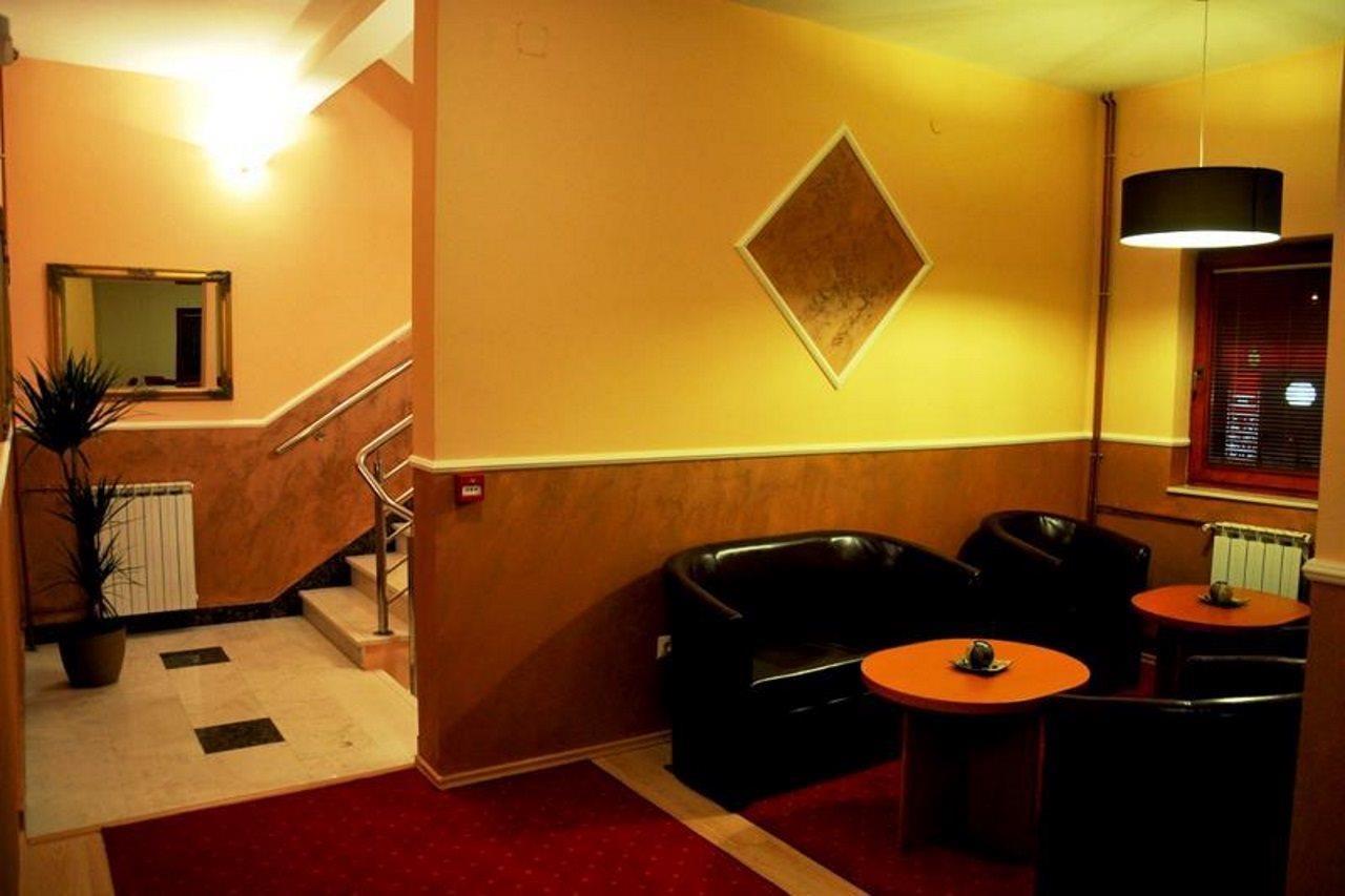 Hotel Arizona Sarajevo Lukavica Ngoại thất bức ảnh