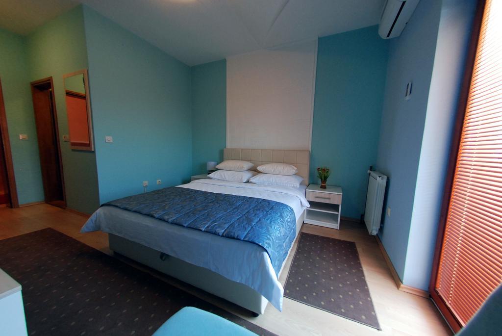 Hotel Arizona Sarajevo Lukavica Ngoại thất bức ảnh